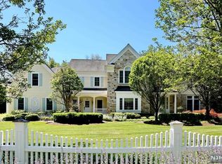 58 Rolling Ridge Rd, Upper Saddle River, NJ 07458