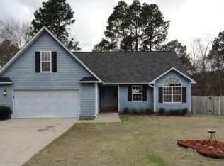104 Markus Place Dr, Raeford, NC 28376