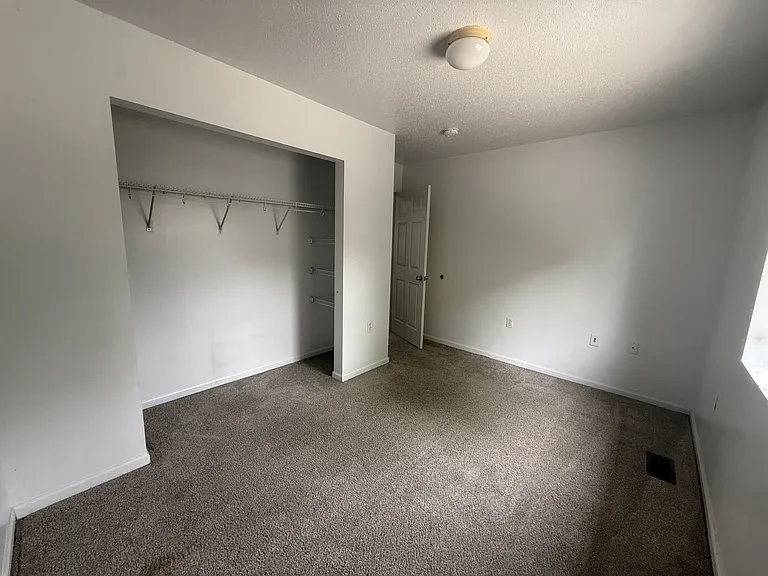 330 W Cherry St #Y23 — Photo 10
