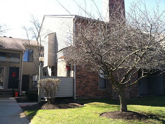4th image of 21720 Indian Creek Dr #1
