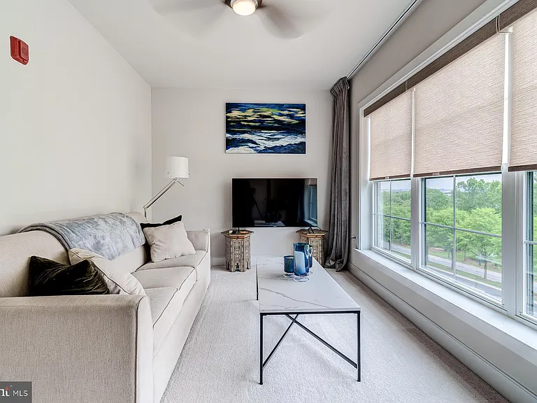 102 Saint Ives Pl #406 — Photo 31