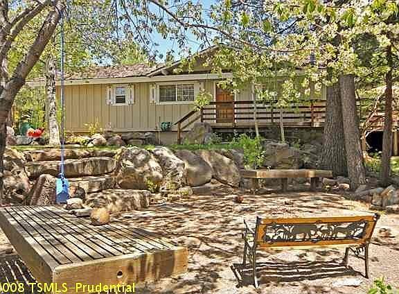 2nd image of 3040 Meadowbrook Dr