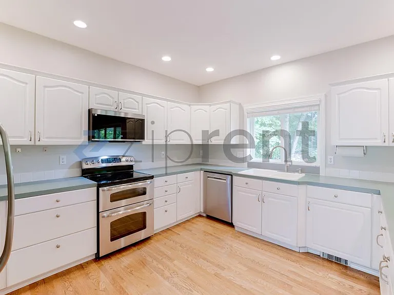 3602 59th St NW — Photo 10