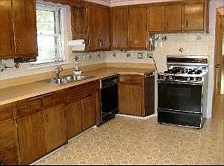 4th image of 10011 S Turner Ave