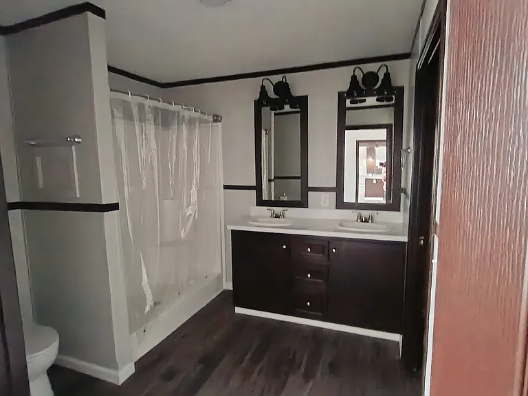 100 Deerwood Dr — Photo 9