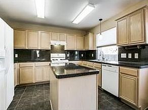 3rd image of 9216 Norfolk Ln