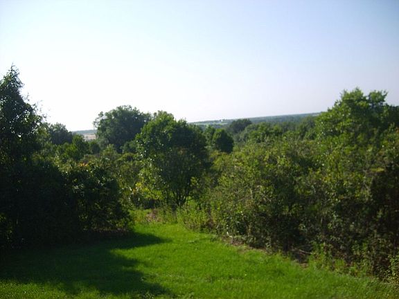 2nd image of 9450 Us Highway 301
