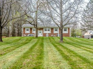 9608 Watkins Rd SW, Etna, OH 43062