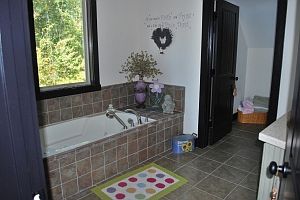 5th image of 2228 River Oaks Dr