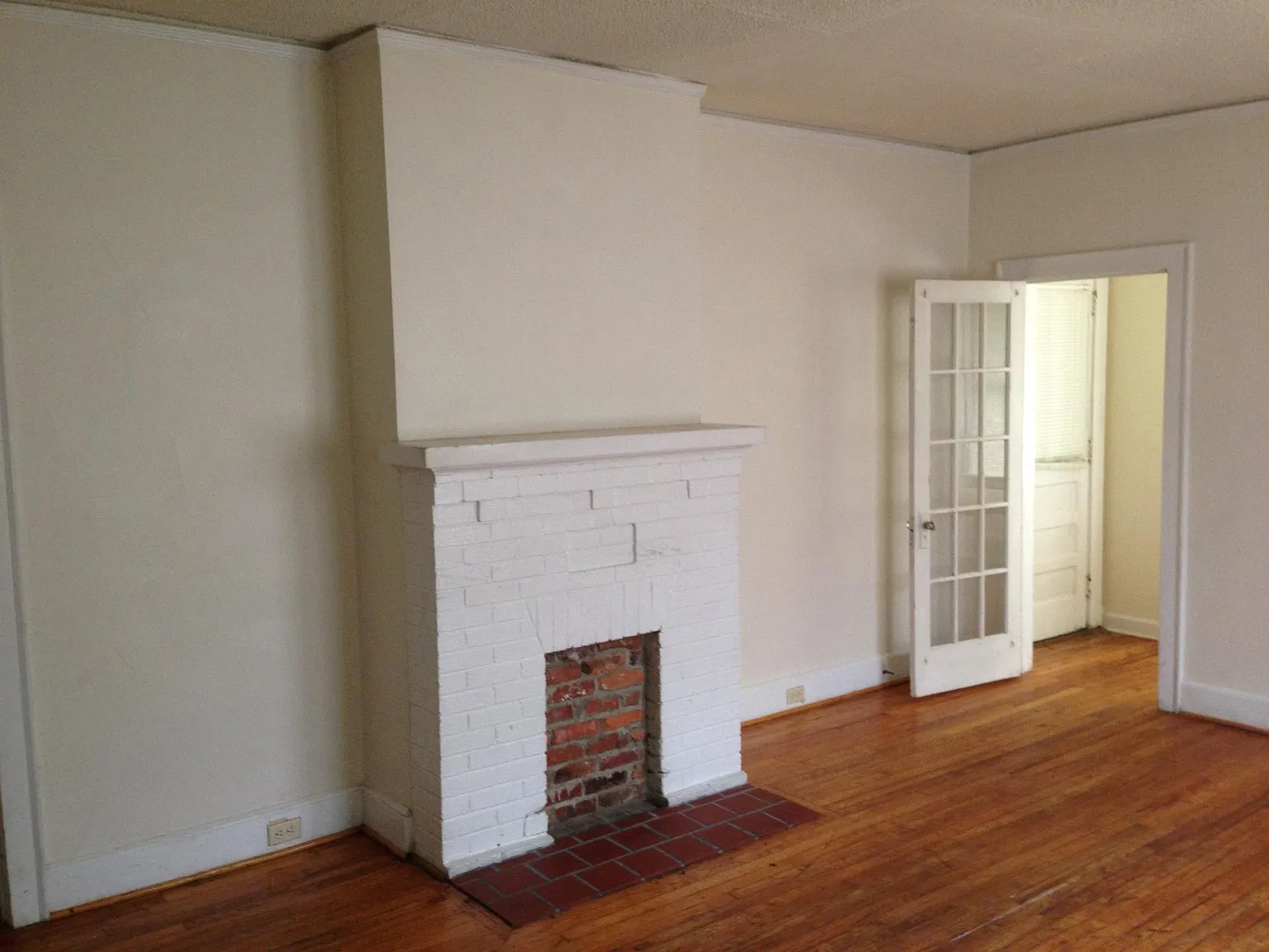 S Saluda Ave, Columbia — Photo 3