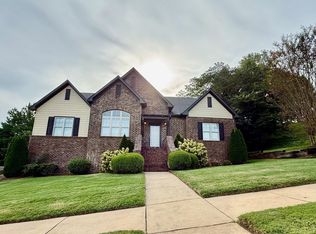 2190 Clairmont Dr, Leeds, AL 35094