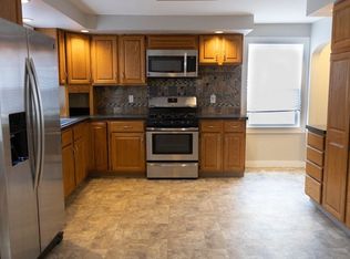 10 Spring St, South Hadley, MA 01075