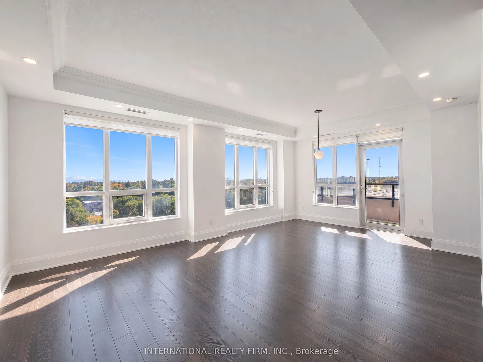 2 bed, $3,450 — Photo 4