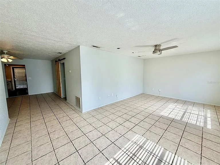 5343 Hansel Ave #F4 — Photo 28