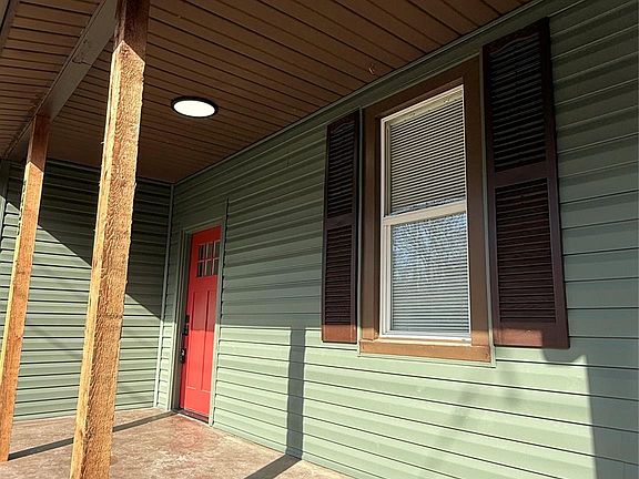 3rd image of 2432 Milton Ave