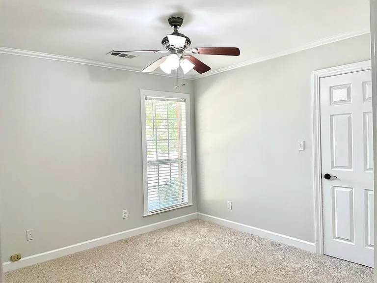 408 Rebel Dr — Photo 15