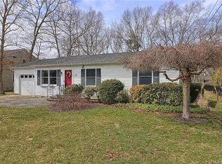 118 Inlet Ave, Manahawkin, NJ 08050