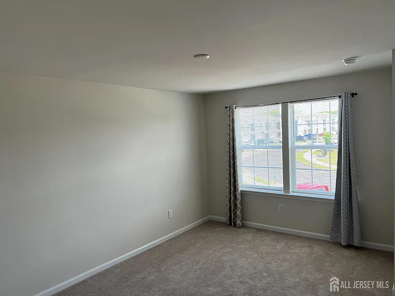 309 Mazzeo Dr — Photo 20