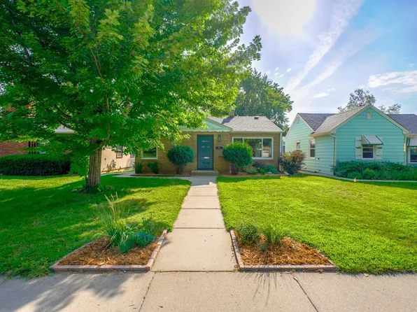 606 Warwick St, Saint Paul, MN 55116