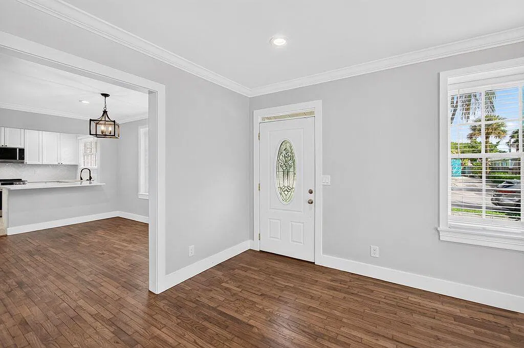 4 bed, 2.0 bath, 1536 sqft, $3,450 — Photo 2
