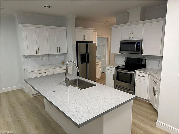 4th image of 4006 12th ST W