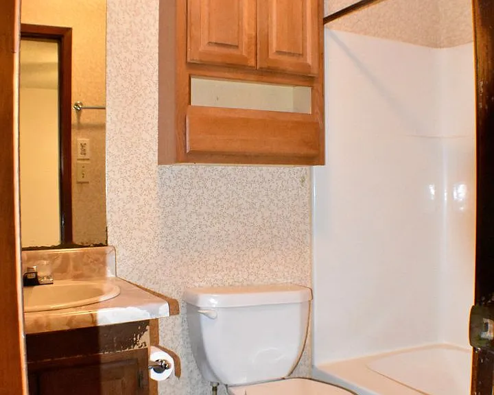 214 Rials — Photo 9