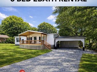 60 Lucky St, Lavonia, GA 30553