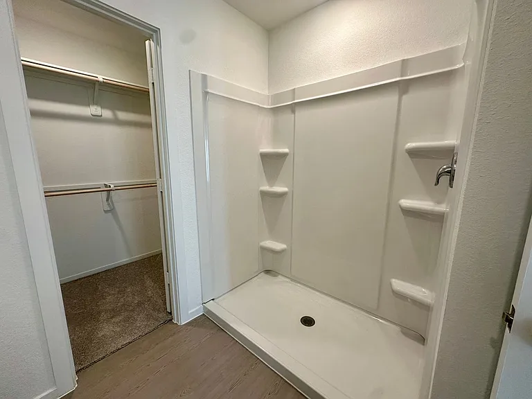 13310 Rayhill Dr — Photo 23