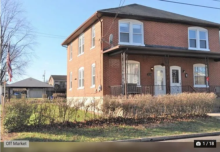 218 Somerset St photo 1