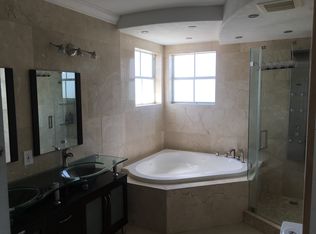 8204 SW 166th Pl, Miami, FL 33193