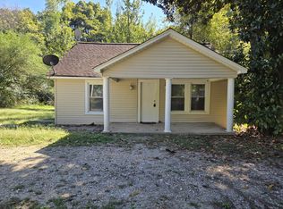 200 E Lake St, Camden, TN 38320
