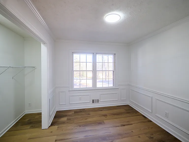 2823 Brackenwood Ct — Photo 23