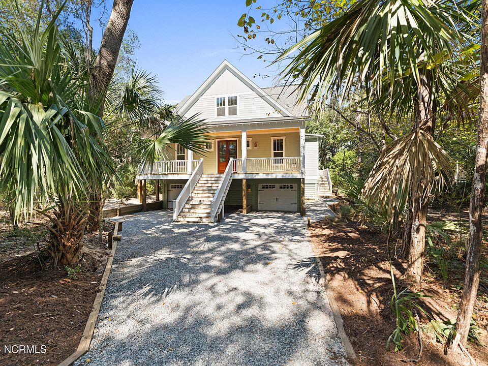 1st image of 19 Fort Holmes Trail