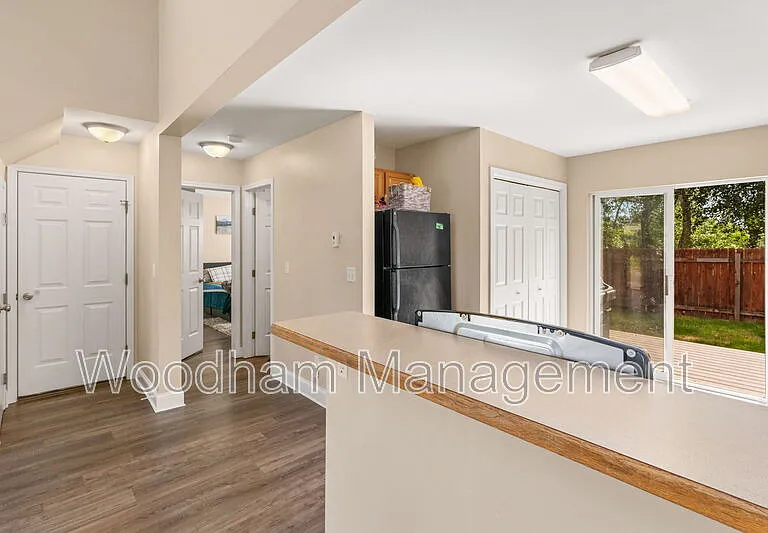 306 Golden Valley Dr — Photo 7