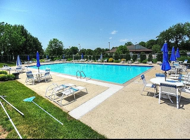 Salt water pool