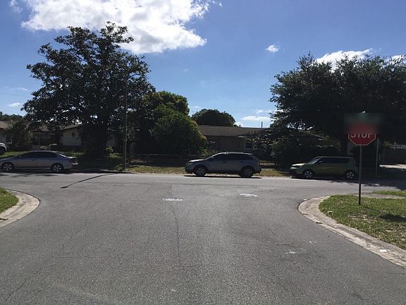 4th image of 6405 Jackwood Ct