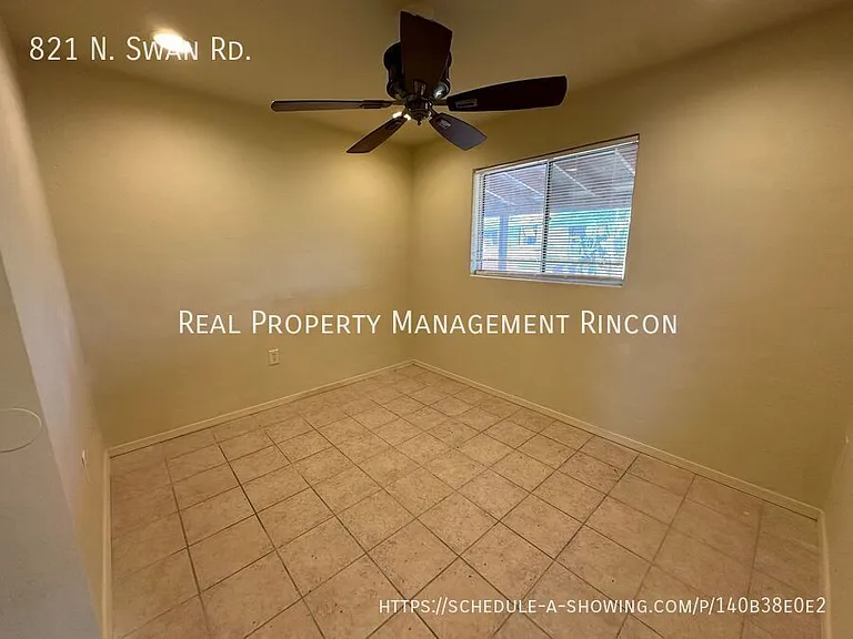 821 N Swan Rd — Photo 6