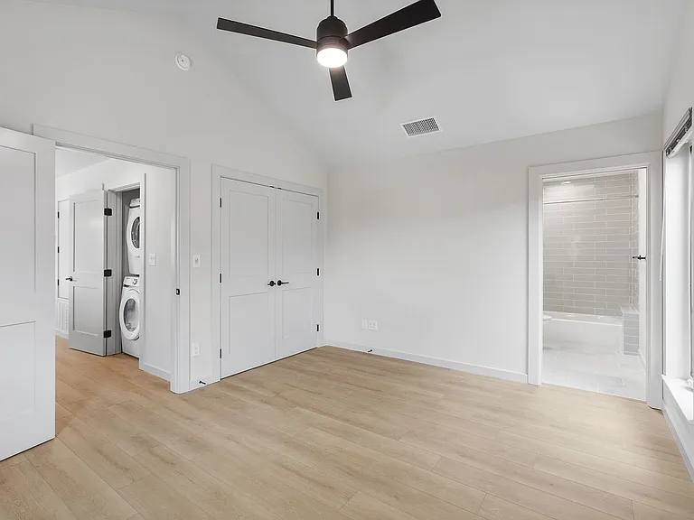 Modern Luxury in San Marcos' Premier Courtyard Community Now Leasing! — Photo 101