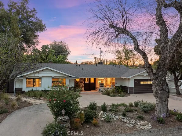 5319 Penfield Ave, Woodland Hills, CA 91364