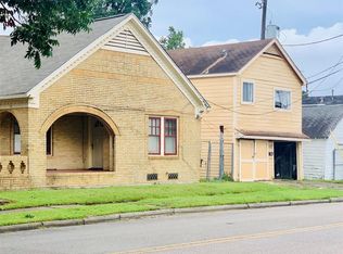 1408 Dismuke St, Houston, TX 77023