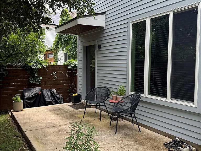 3612 Clary Way — Photo 14