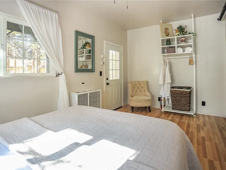 325 Hilltop Ln — Photo 19