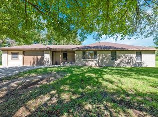 306 Meyer Rd, Highlands, TX 77562