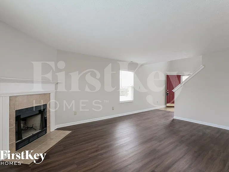 8119 Rambling Rd — Photo 3