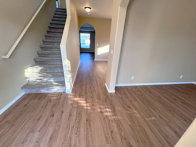 4605 W Magrath Dr — Photo 4