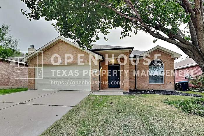 12252 Shadow Wood Trl — Photo 1