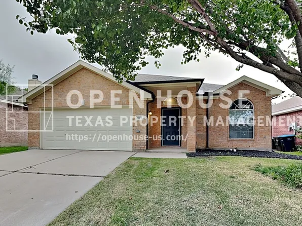 12252 Shadow Wood Trl, Burleson, TX 76028