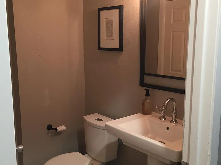 Downstairs 1/2 bath