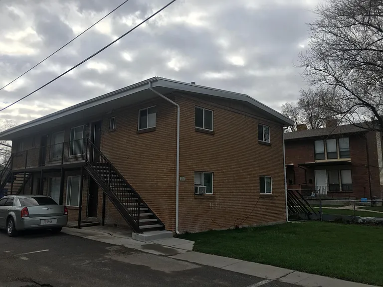 1054 N Victoria Way #1 — Photo 17