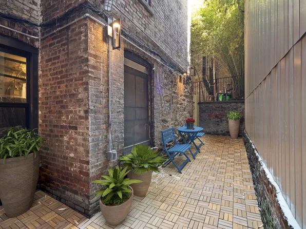 40 Stuyvesant Street 2 image 17 of 17